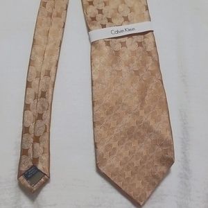 Calvin Klein 100% Silk Tie